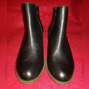 Kensie Ghita Ankle Boots